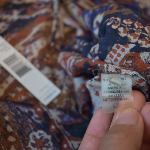 Elie Tahari Multi Color Paisley Long Sleeve Top - Picture 6 of 10